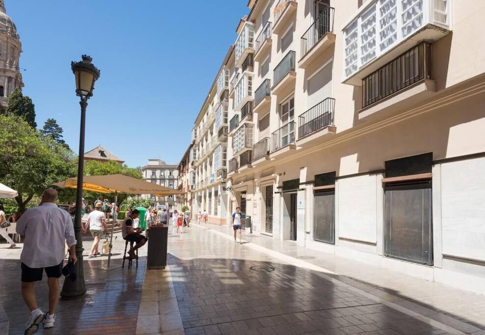 Cathedral Suites Málaga Szoba fotó